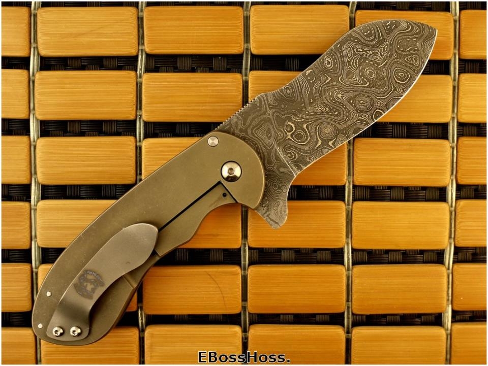 Michael Burch Deluxe Impetus Framelock Flipper